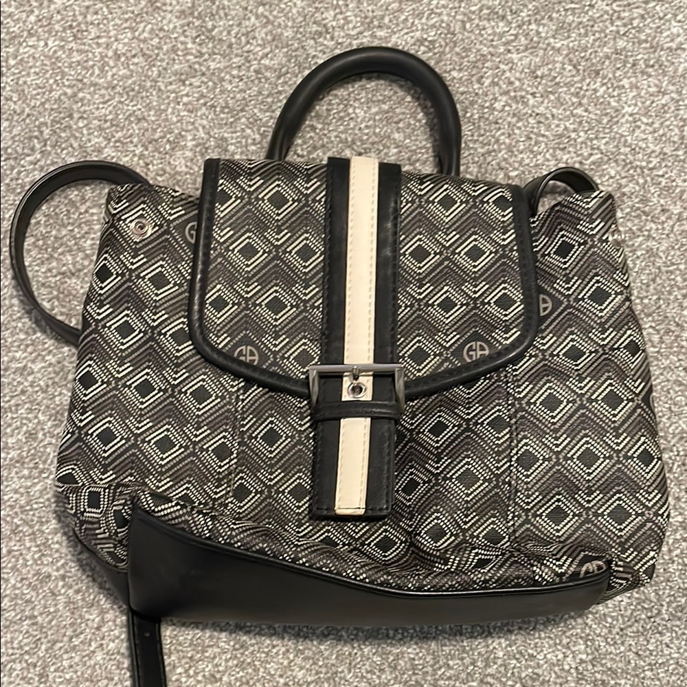 Giani Bernini Stylish Black and White Geometric Patterned Handbag backpack
